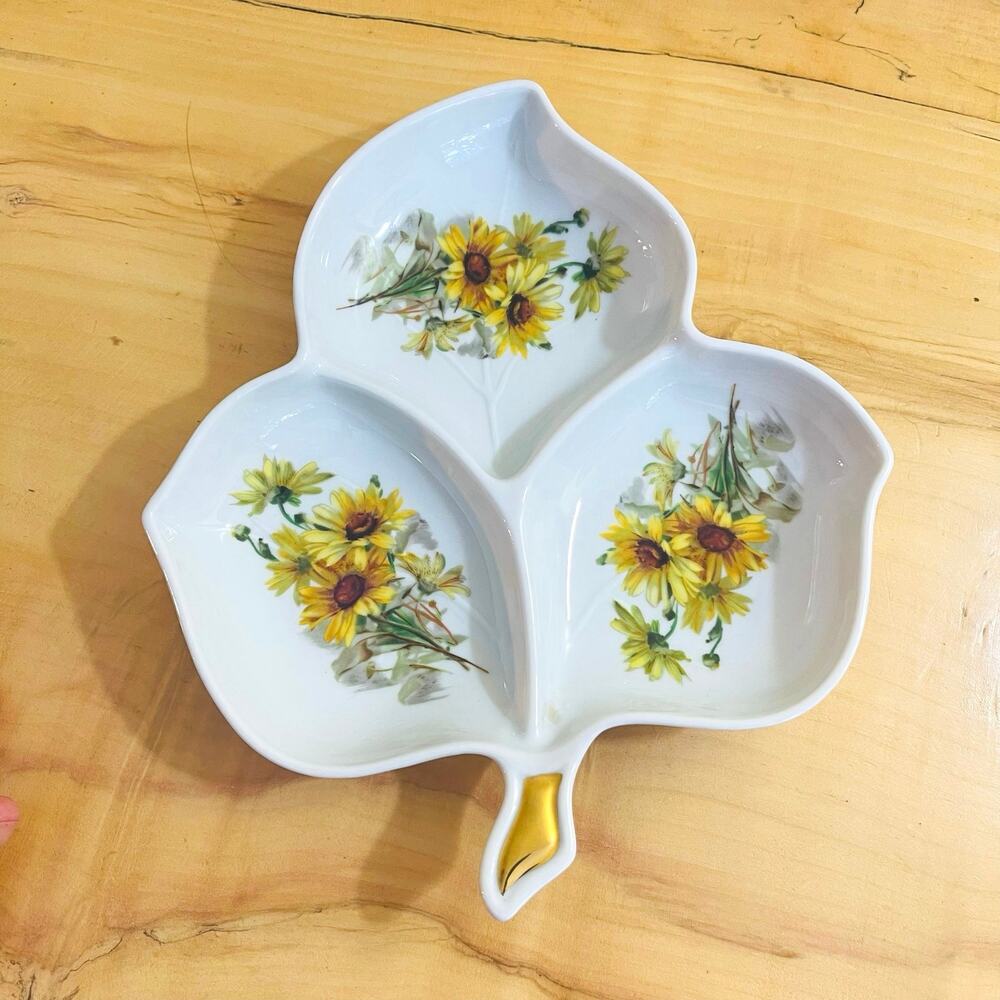 Vtg Bavaria Dish Nut Candy Yellow Daisy Flower Nappy Trinket Tray Bonbon Germany